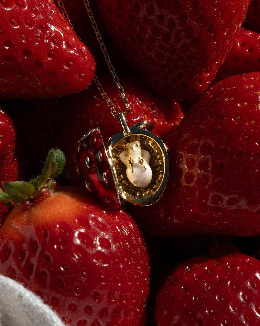 "Sweet Secret" Opening Strawberry Mouse Pendant Necklace