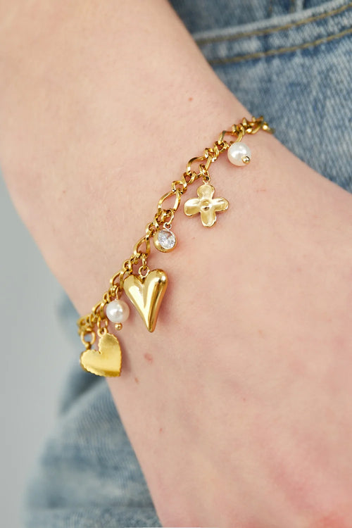 "Amour Chérie" Pearl & Heart Charm Bracelet