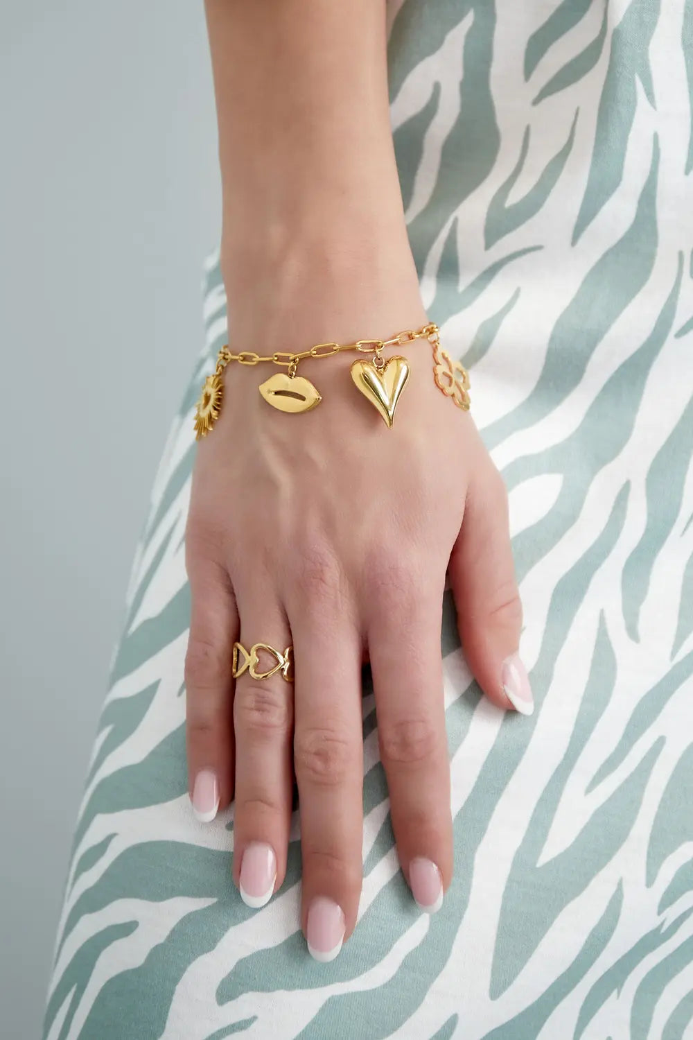 "Amour Éclat" Multi-Charm Link Bracelet