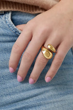 "Sienne" Sculpted Wrap Ring yehwang