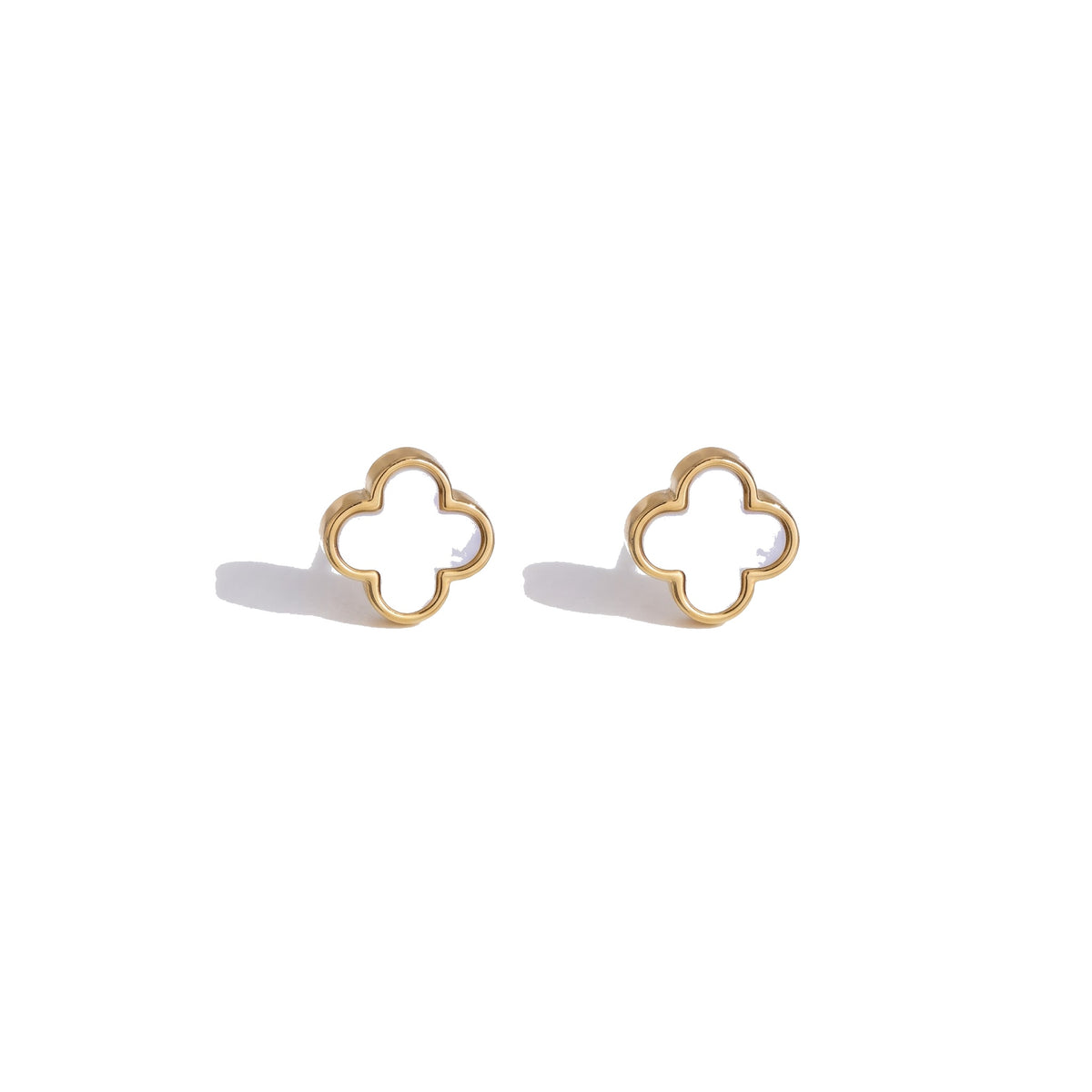 "Fleur" Pearl Clover Stud Earrings